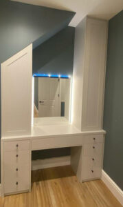 Fitted Dressing Table with lighted LED mirror
